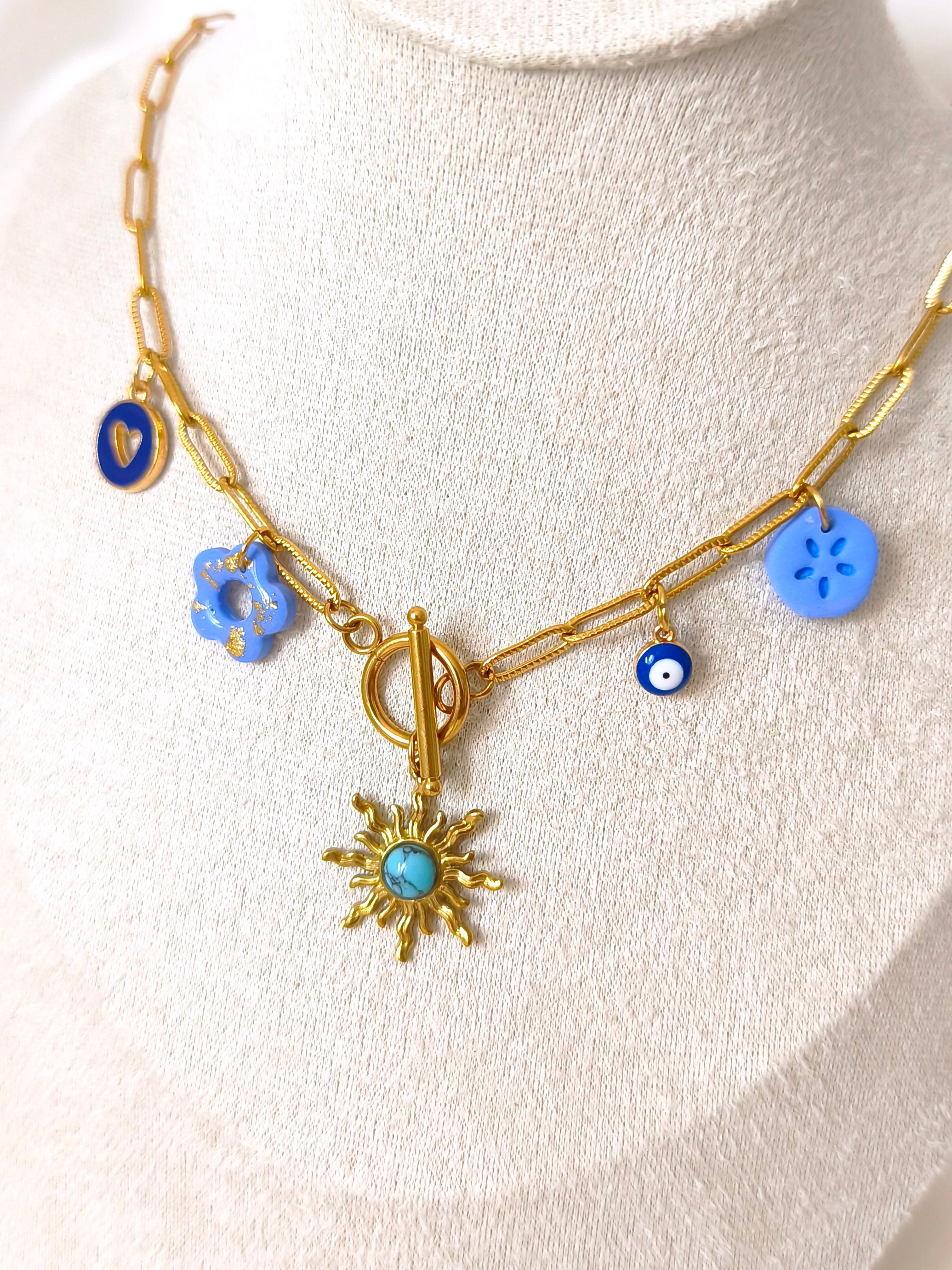COLLIER 3