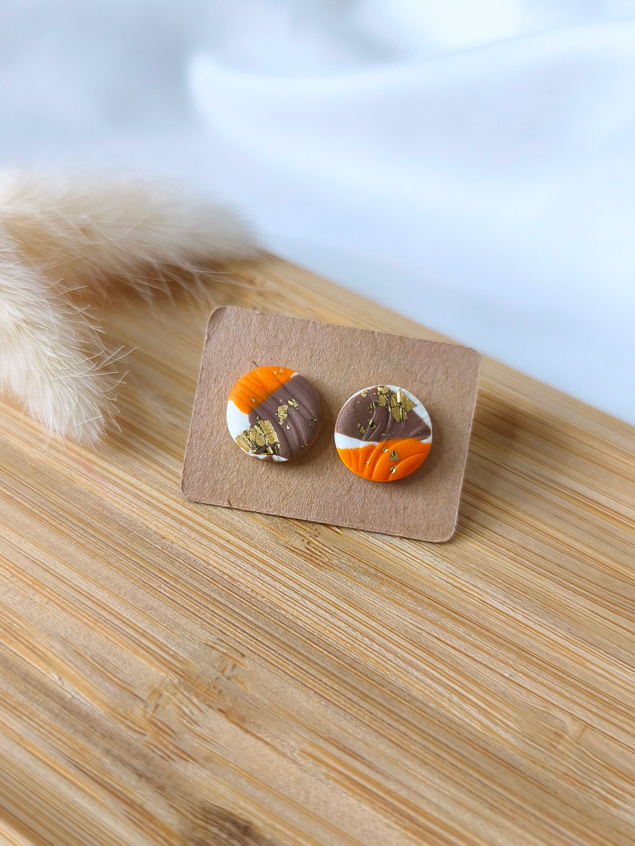 PUCES D'OREILLES
