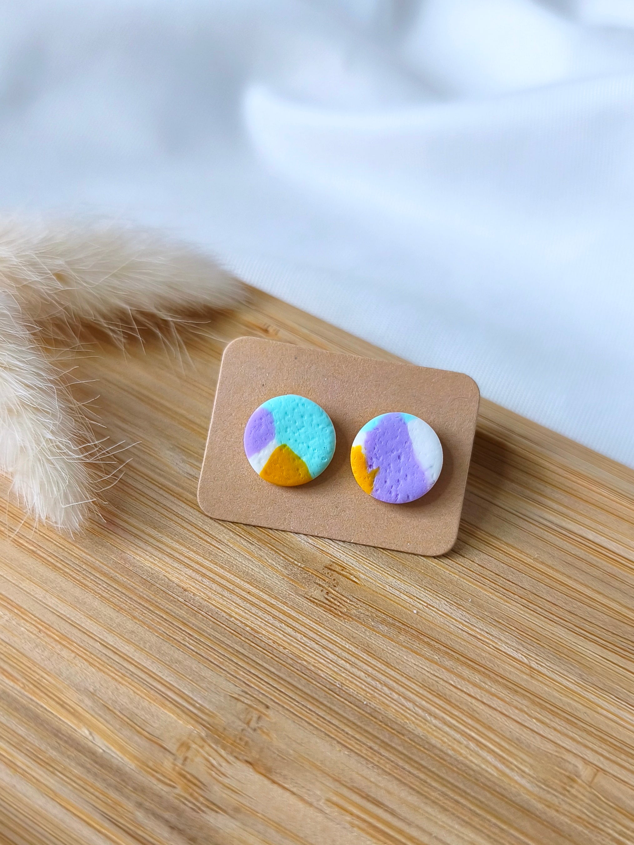 PUCES D'OREILLES
