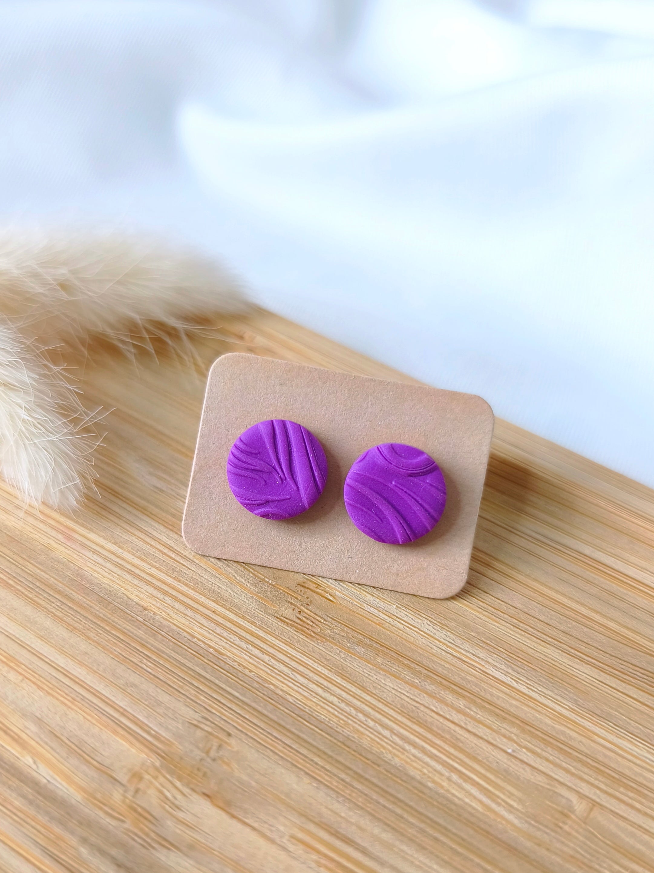 PUCES D'OREILLES