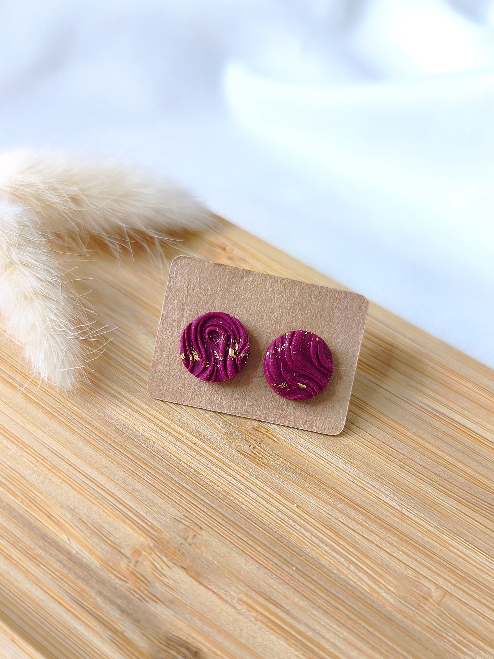 PUCES D'OREILLES