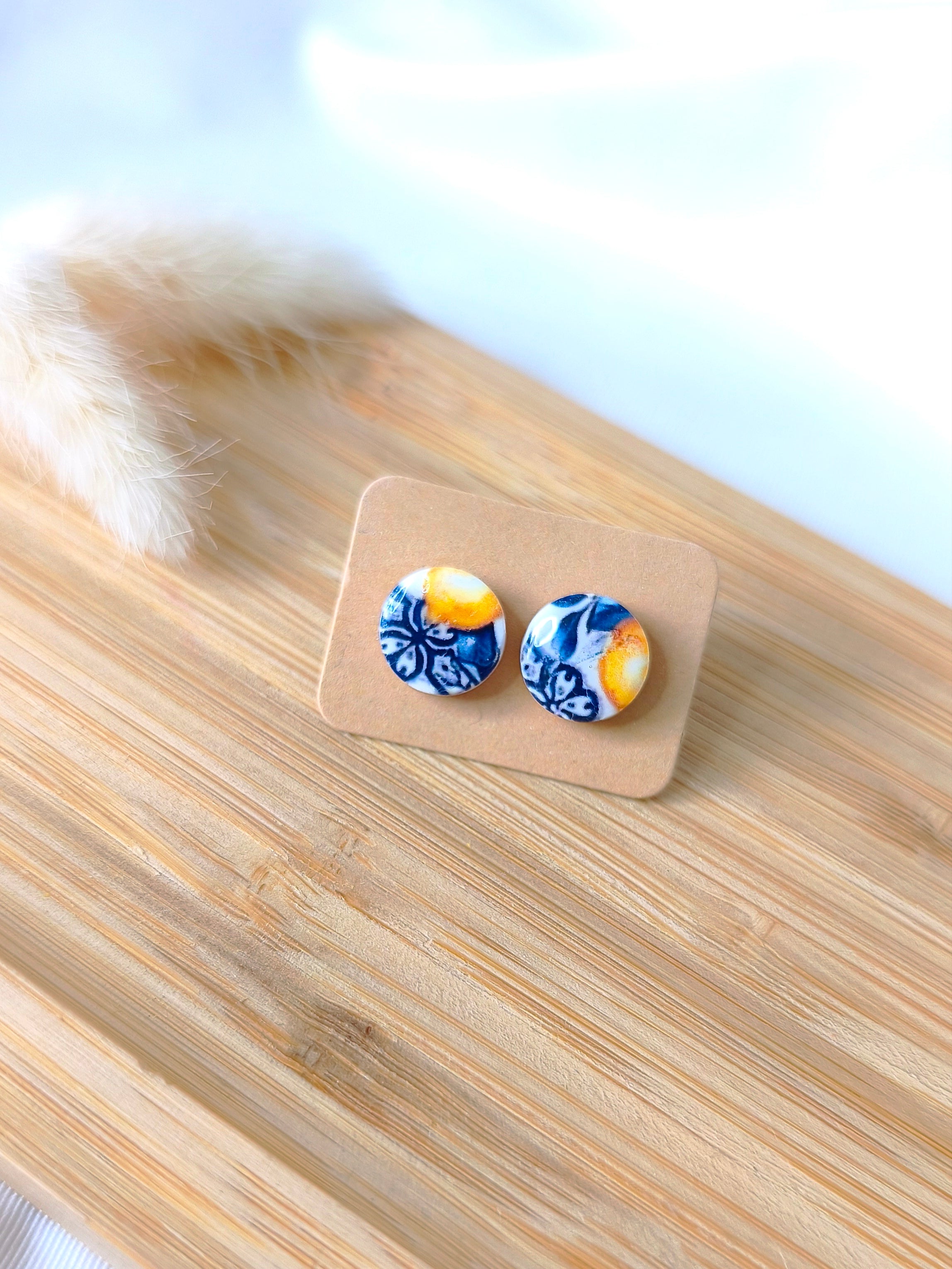 PUCES D'OREILLES